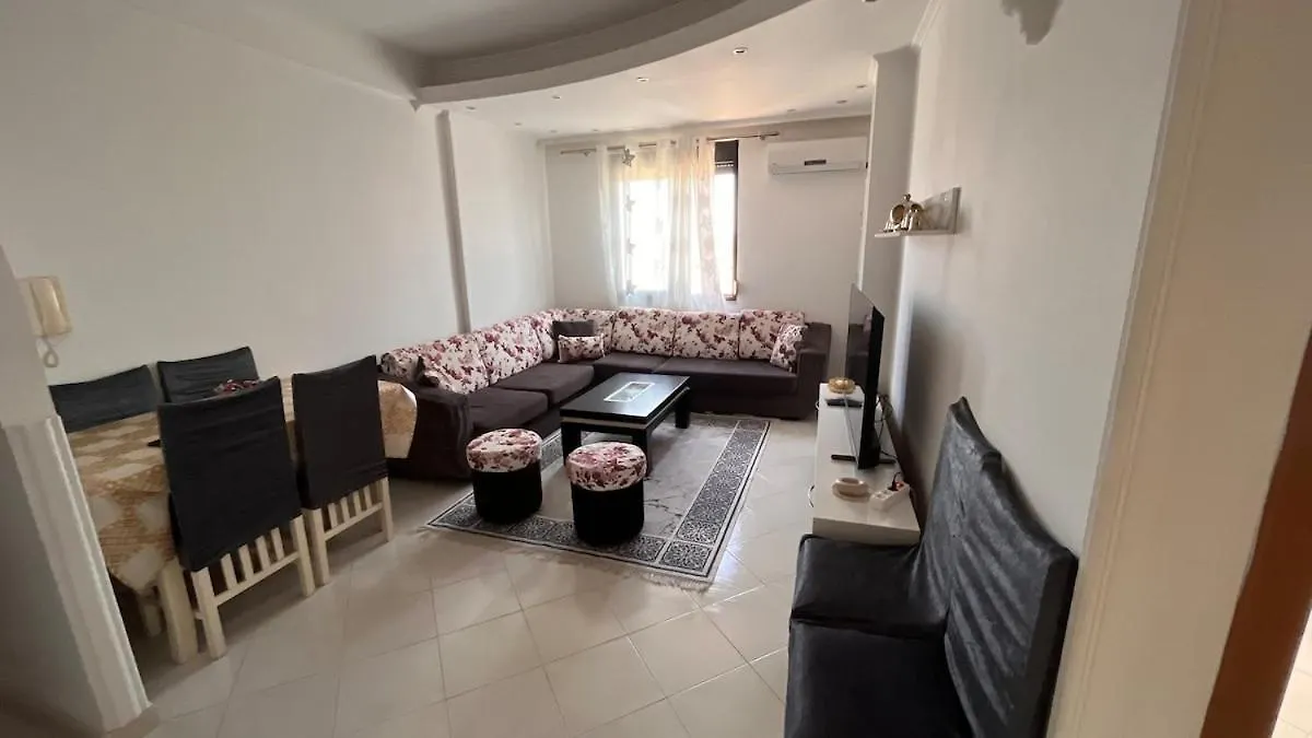 Tije'S Beach Apartment Durres