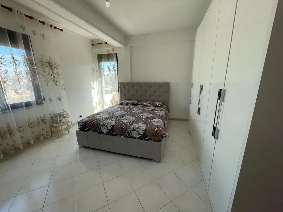 Tije'S Beach Apartment Durres
